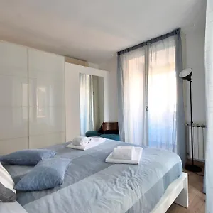 La Casa Di Carta In Piazza Stesicoro Appartement Catane